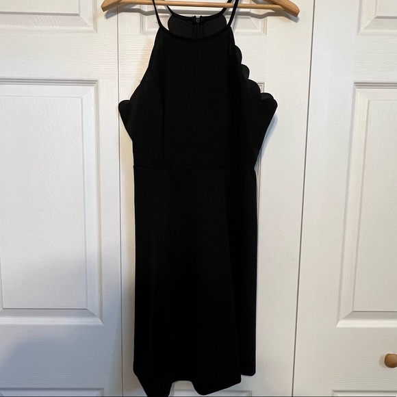 Scallop Trim Solid Cami Dress - Picture 7 of 7